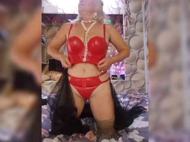 LizSage webcam