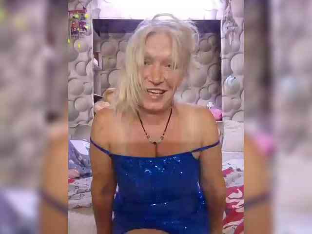 LizSage webcam