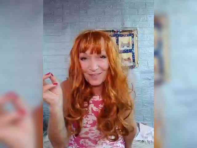 LizSage webcam