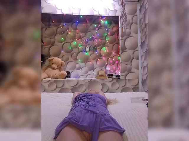 LizSage webcam