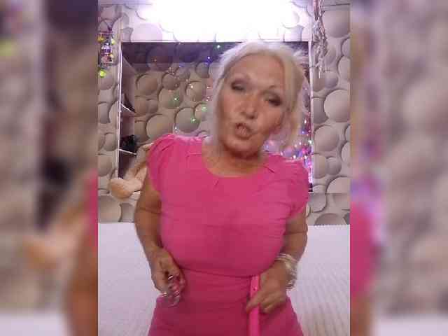 LizSage webcam