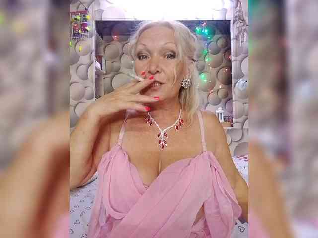 LizSage webcam