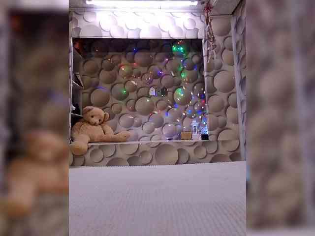 LizSage webcam