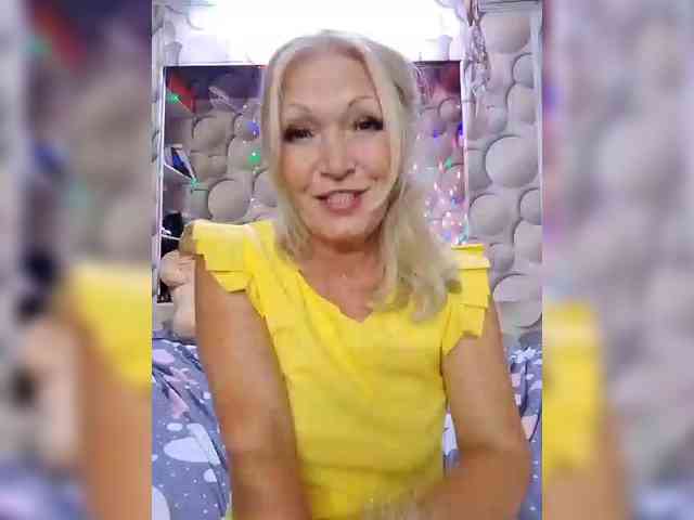 LizSage webcam