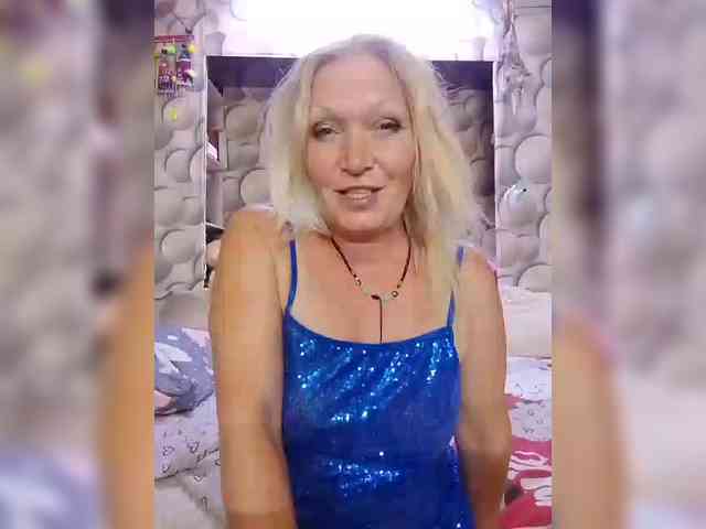 LizSage webcam