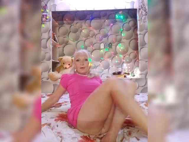 LizSage webcam
