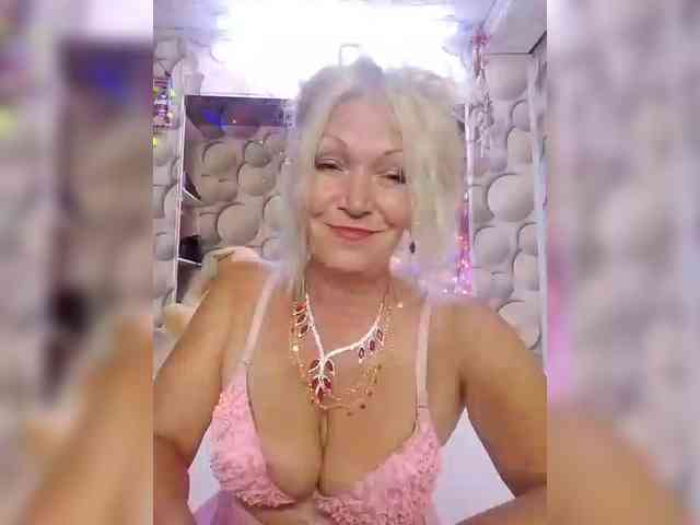 LizSage webcam