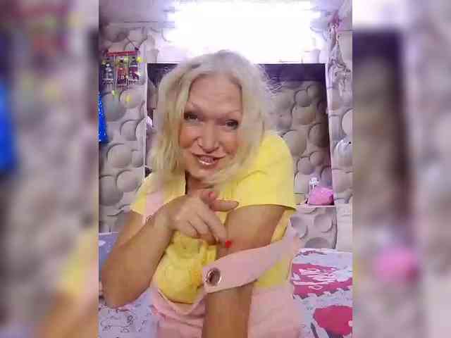 LizSage webcam