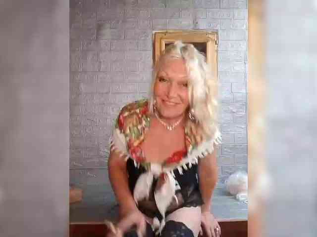 LizSage webcam