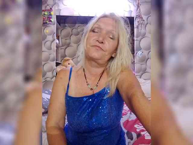 LizSage webcam