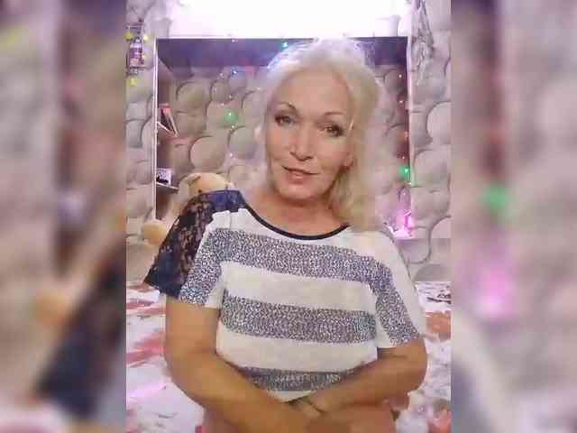 LizSage Live Webcam on BongaCams