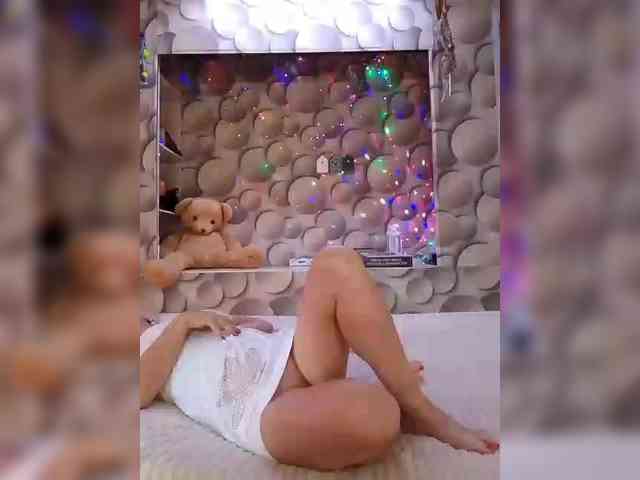 LizSage webcam