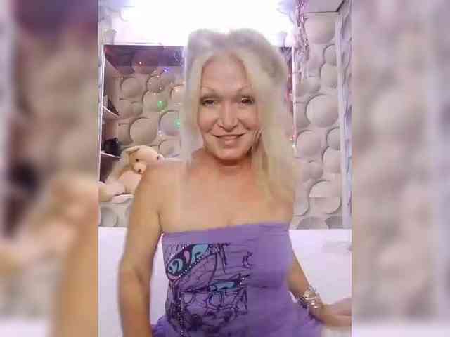 LizSage webcam