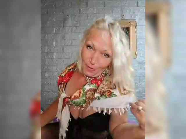 LizSage webcam