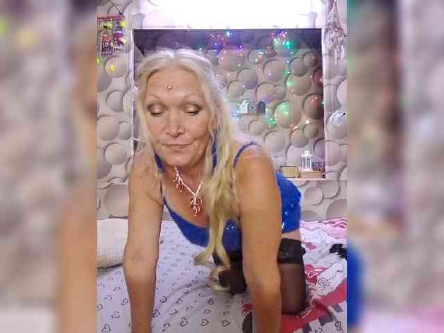 LizSage webcam