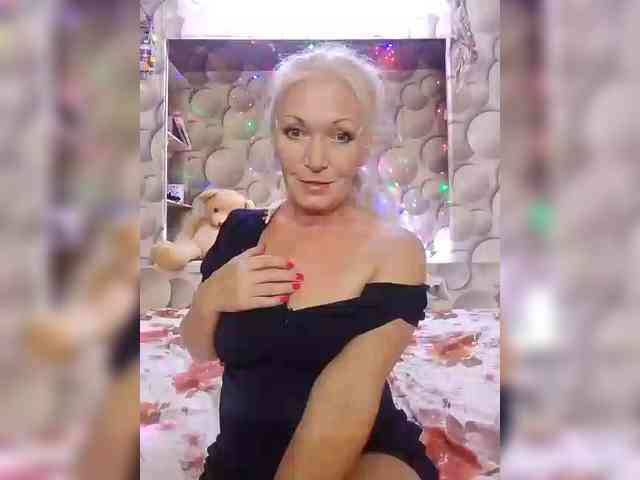 LizSage webcam