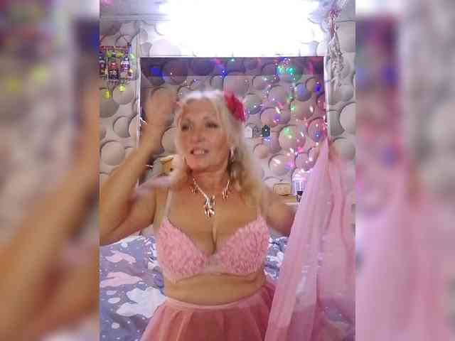 LizSage webcam