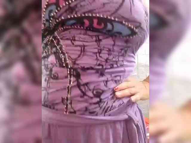 LizSage webcam