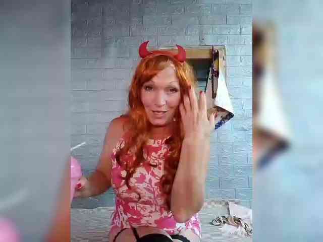 LizSage webcam