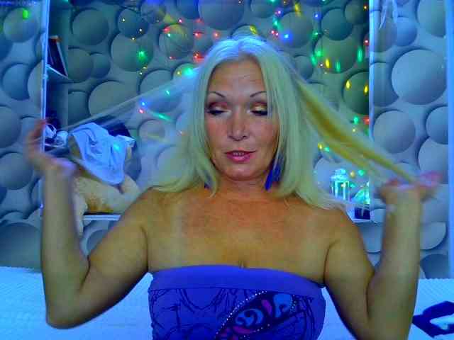 LizSage webcam