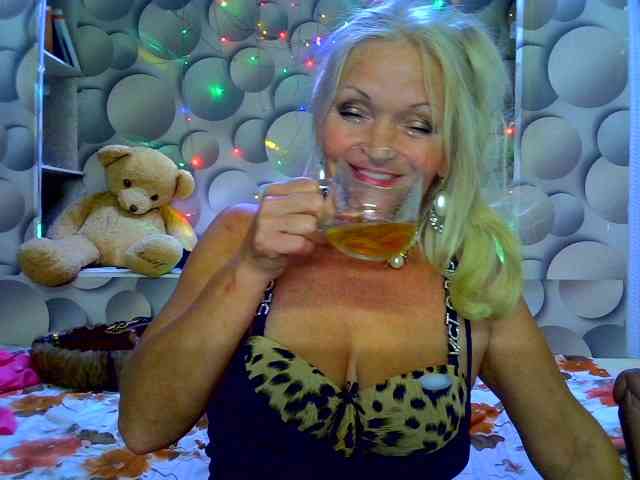LizSage webcam