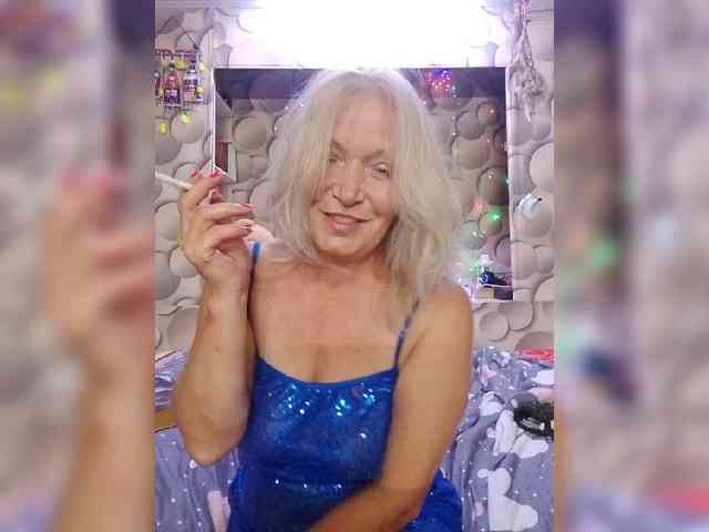 LizSage webcam