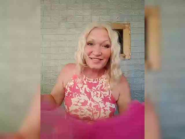 LizSage webcam