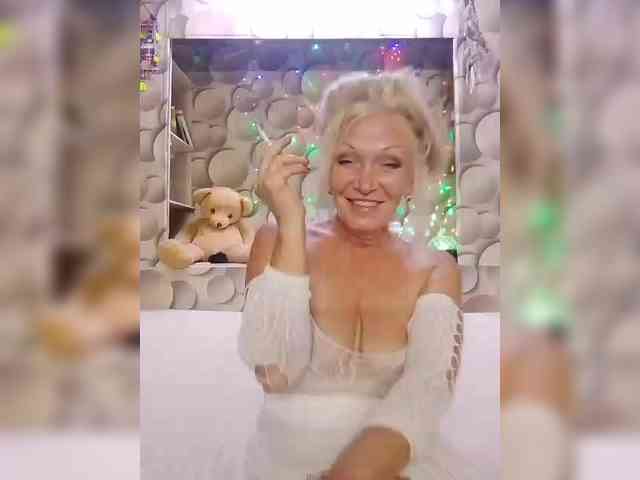 LizSage live female cam on bongacams