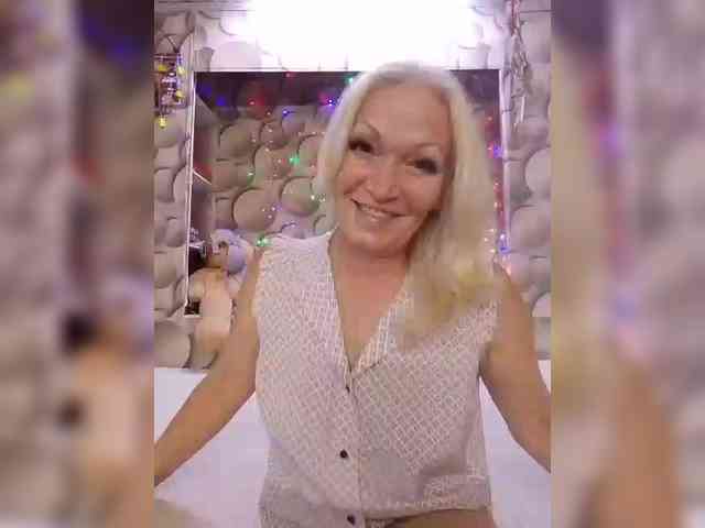 LizSage webcam
