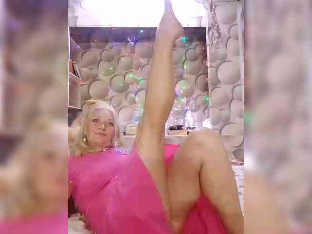 LizSage webcam