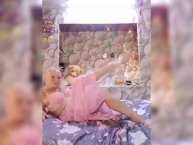 LizSage webcam