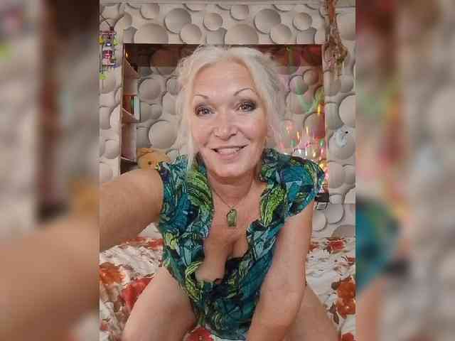 LizSage webcam
