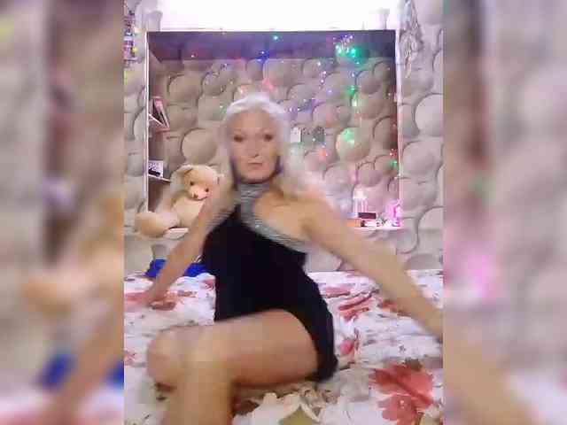 LizSage webcam