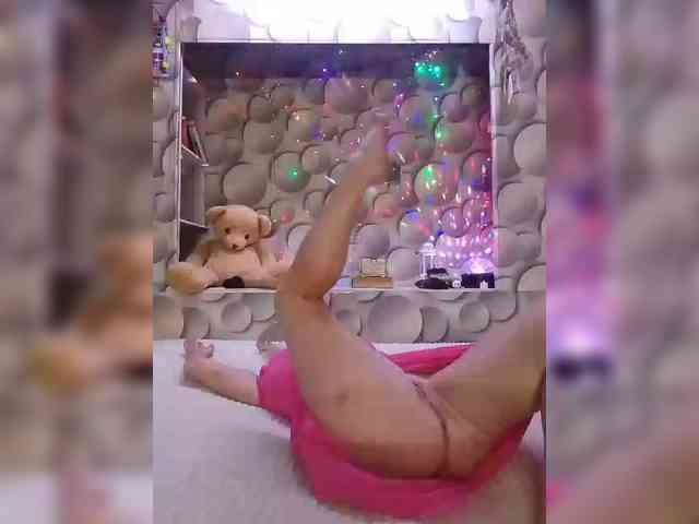 LizSage live female cam on bongacams