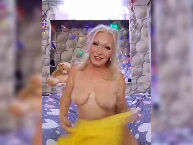 LizSage webcam