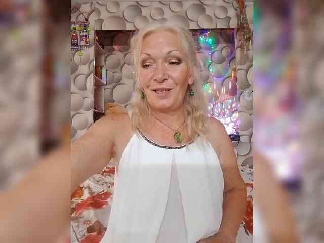 LizSage webcam