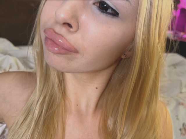 Mzxhhh live cam on BongaCams