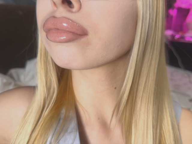 Lalala___ live cam on BongaCams