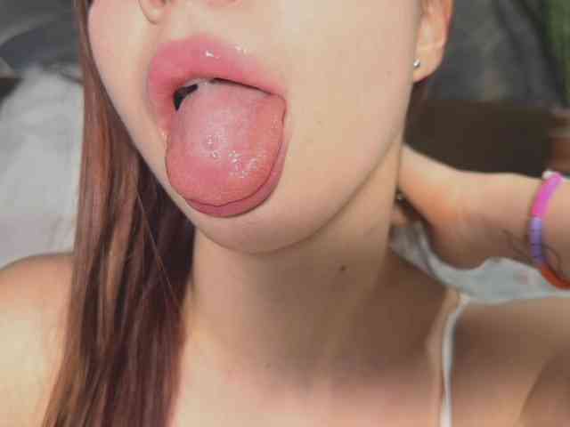 Lalala___ webcam