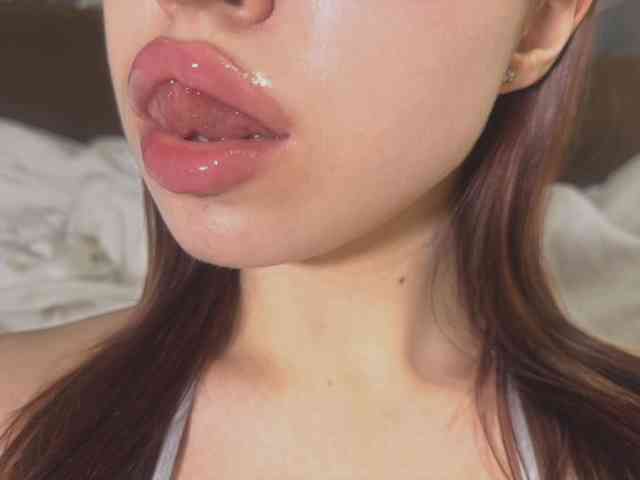 Lalala___ webcam