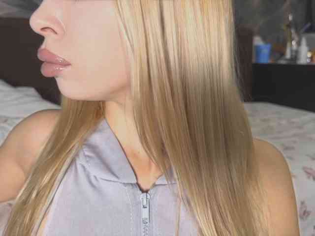 Lalala___ webcam