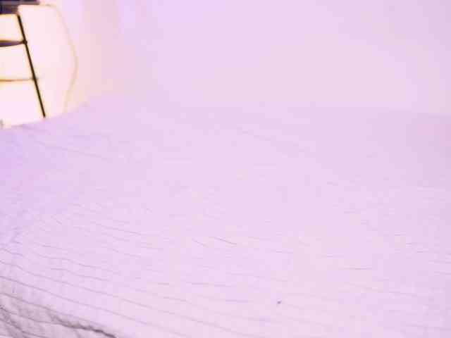 Lalala___ webcam