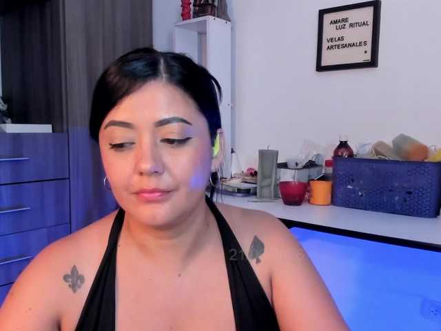 lauratoro live sex