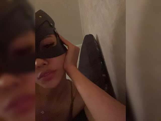 go to chat with Azia_love_