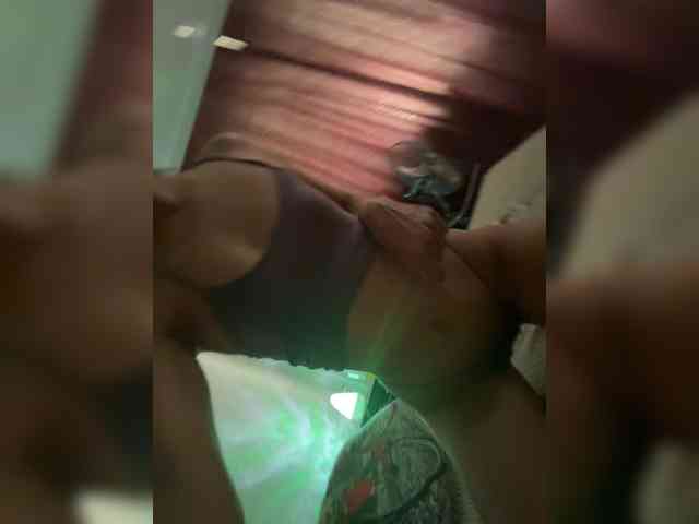 Azia_love_ webcam
