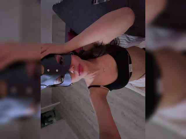 Azia_love_ webcam