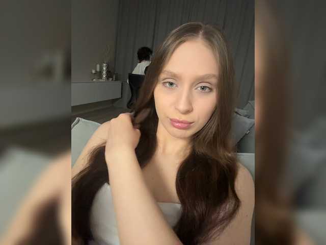 модель PARTYNEXTNEXT