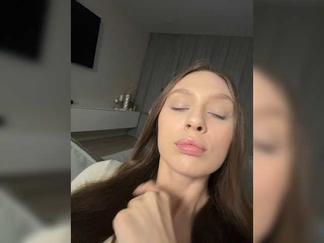 PARTYNEXTNEXT live cam preview
