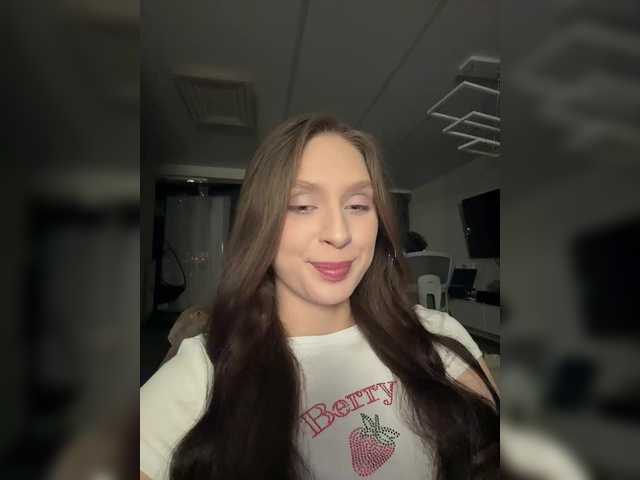 PARTYNEXTNEXT's BongaCams profile