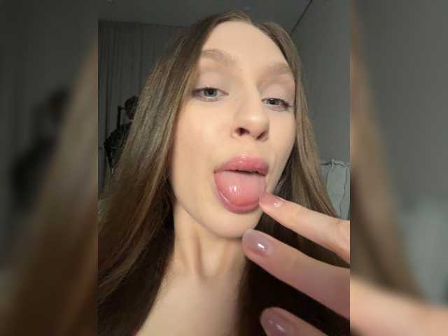 PARTYNEXTNEXT live cam preview